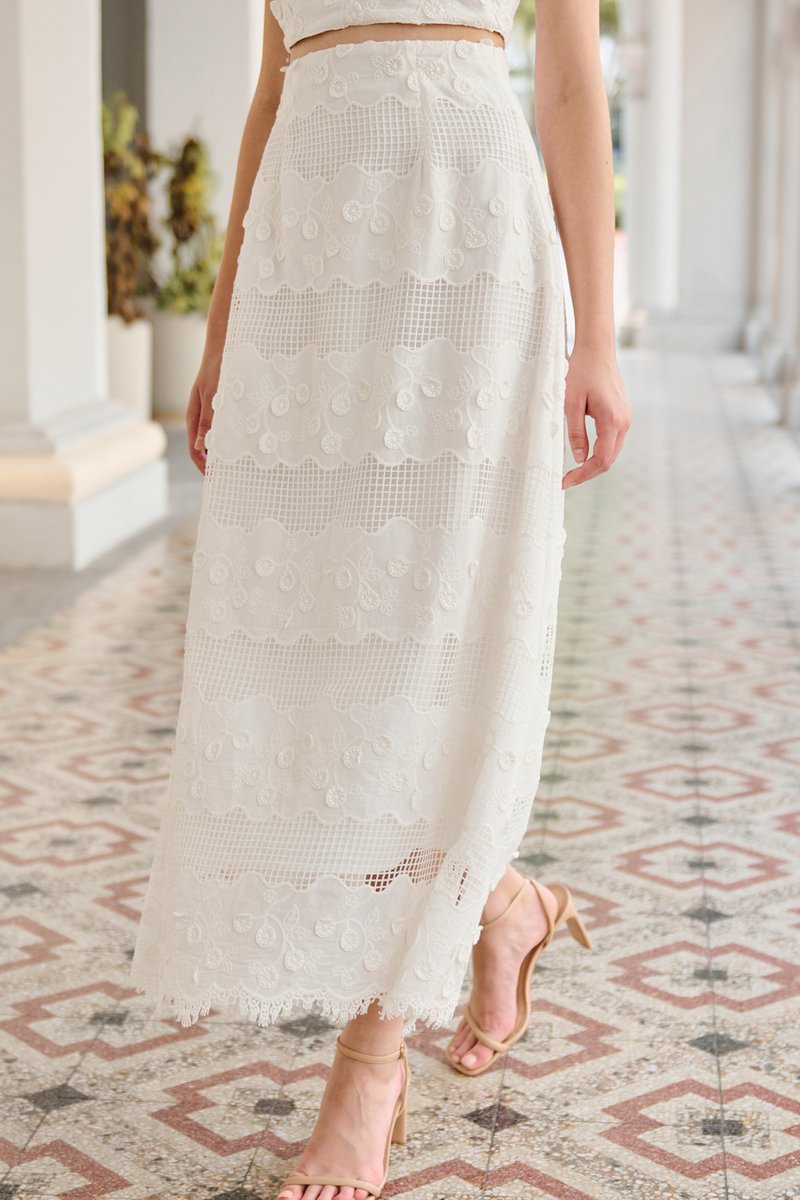 Vineyard Amour Skirt (White) | The Thread Theory