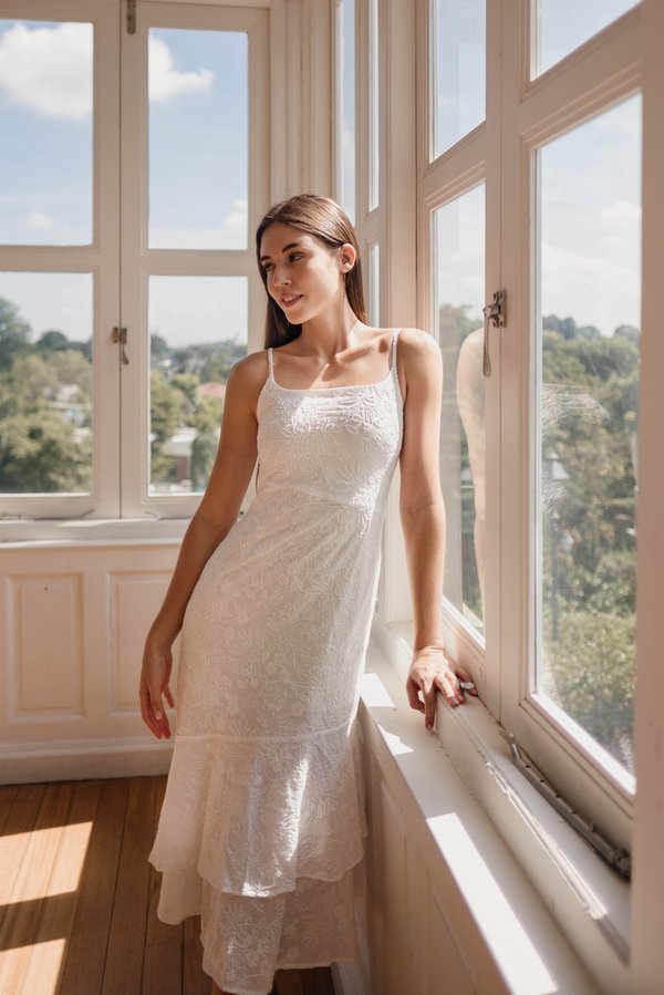 House Of Fleur Embroidered Dress (White)