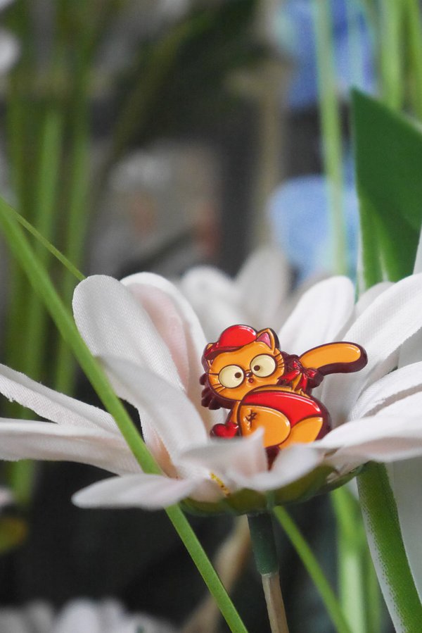 [CNY SPECIAL] Ruby Cheeks Cat Enamel Pin