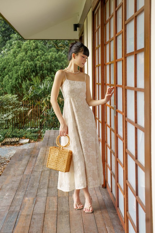 Spring Bloom Embroidered Dress (Cream)