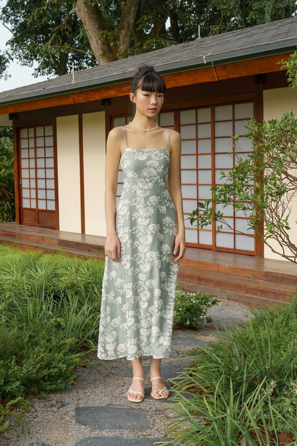 Spring Bloom Embroidered Dress (Seafoam)