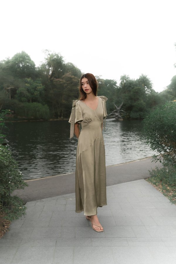 Enchanted Ribbon Dress (Moss Green)