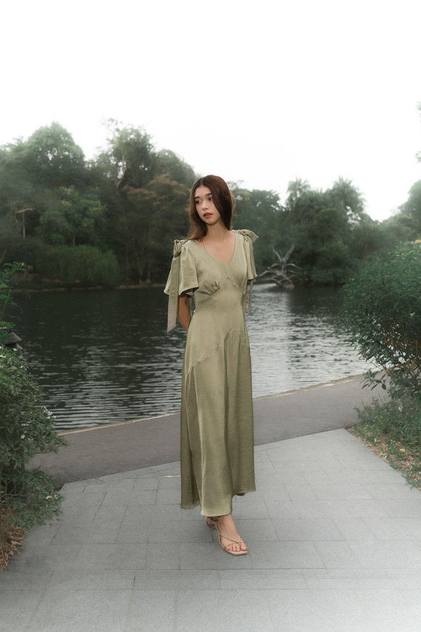 Enchanted Ribbon Dress (Moss Green)